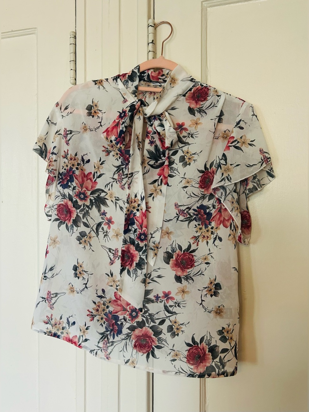 Floral Tie-Neck Short Sleeve Blouse - White with Pink Roses